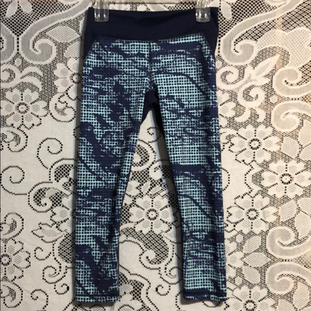 🍉 Blue Under Armour Leggings